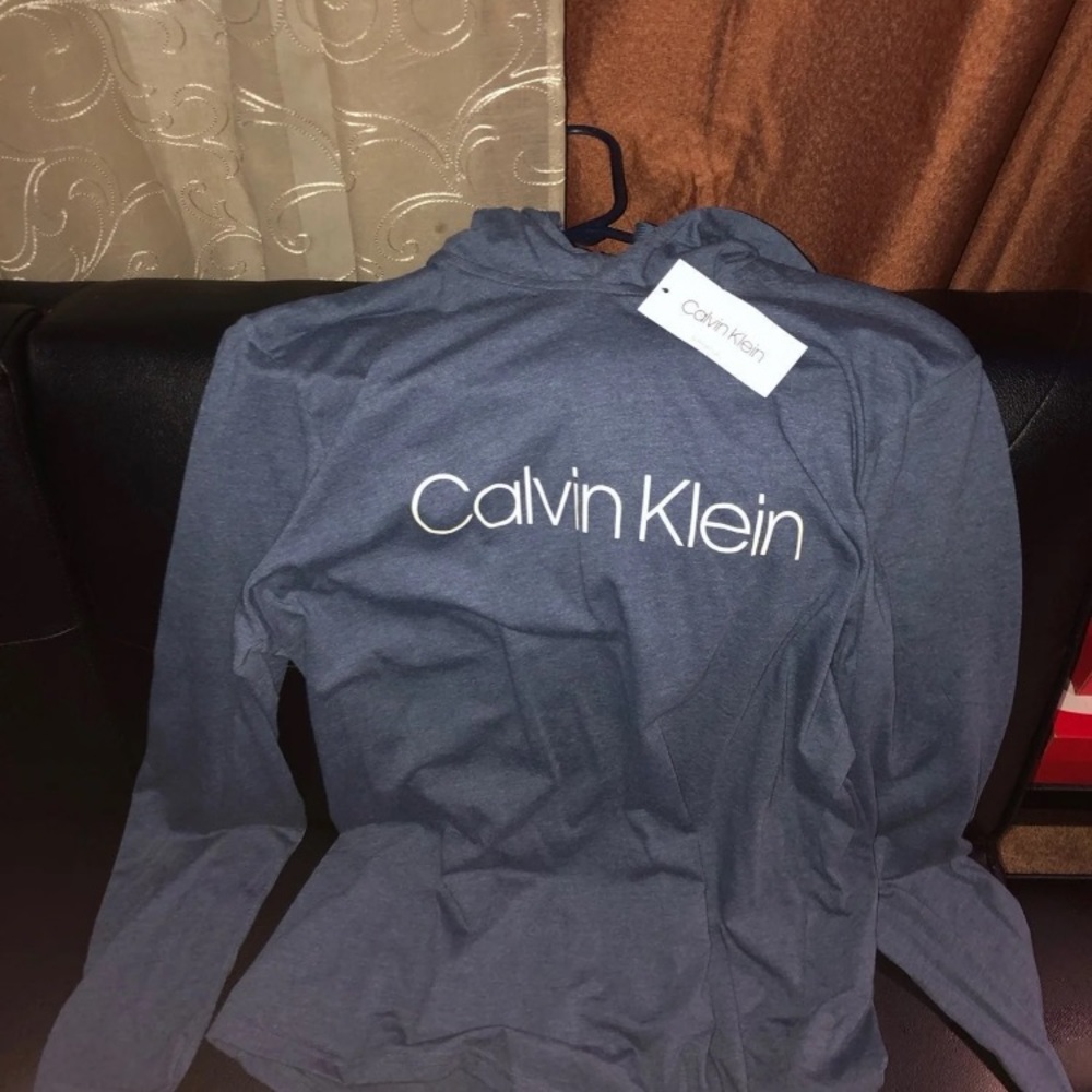 Calvin Klein Hoodie .